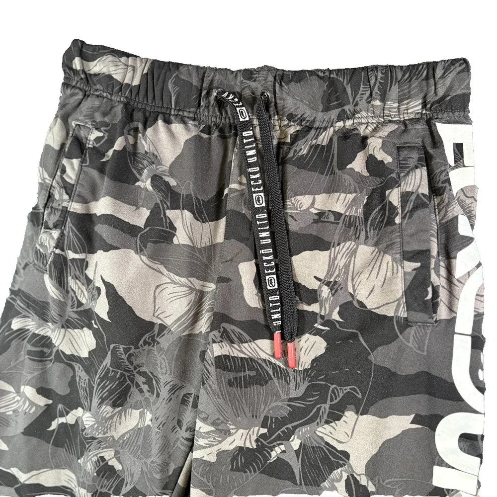 Ecko Unltd Sweats Shorts Mens M Camo Floral Print‎ Urban Fashion Athletic Wear
